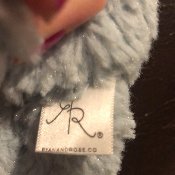 Ryan and rose pacifier holder bear lovey , blue - Picture 6 of 10